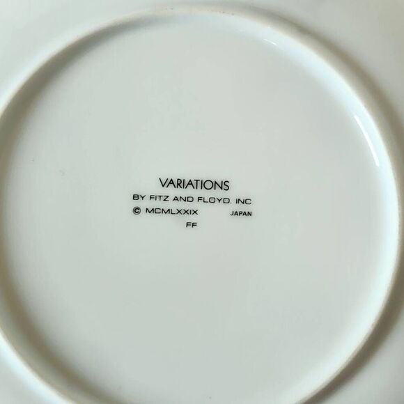 Fat is beautiful Fitz and Floyd collectors plate 7-in plus size woman green dre - Picture 5 of 5